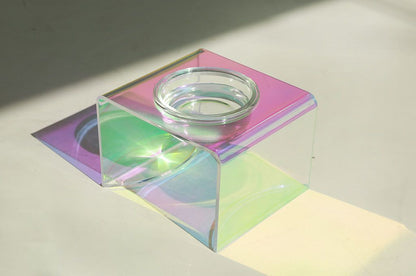 Holographic Elevated Feeding Table